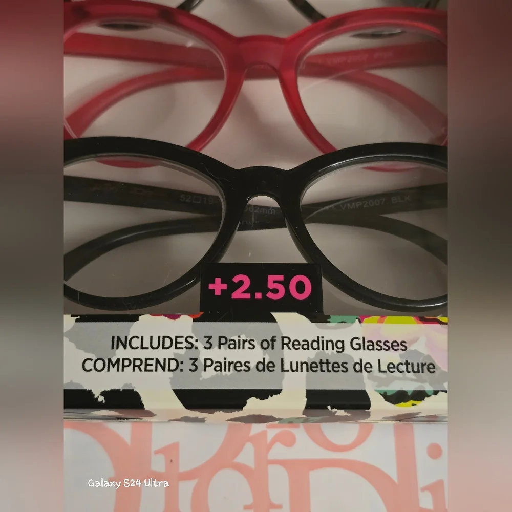 Betsey Johnson 3-pair cat-eye reading glasses set in +2.50 magnification NIB